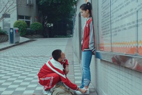 开运体育电脑版-陈芋汐跳台赛场表现引发网友热议，陈芋汐赛后采访哭了视频