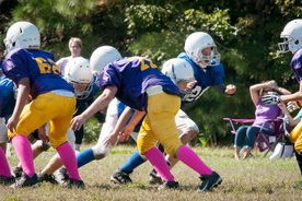 开云体育娱乐-国足队员伤病后复出影响时间评估，国足下场踢谁