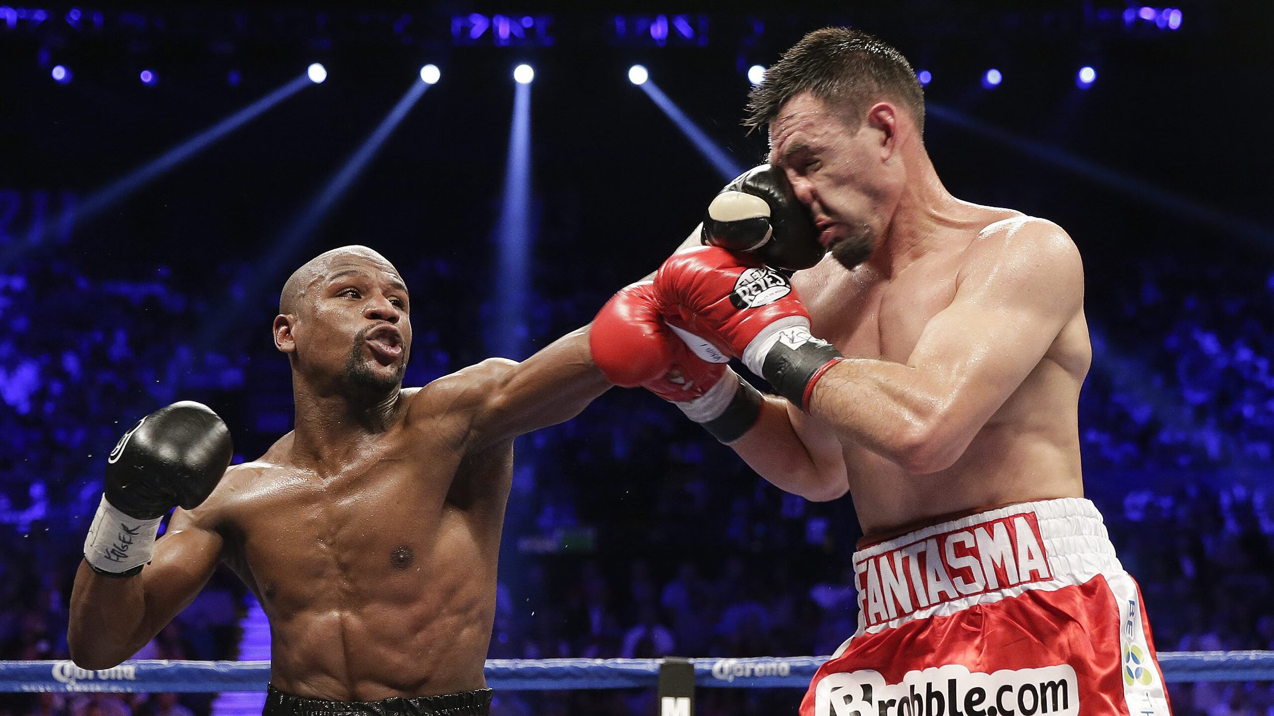 德甲“环保球场”建设与社会责任实践分析