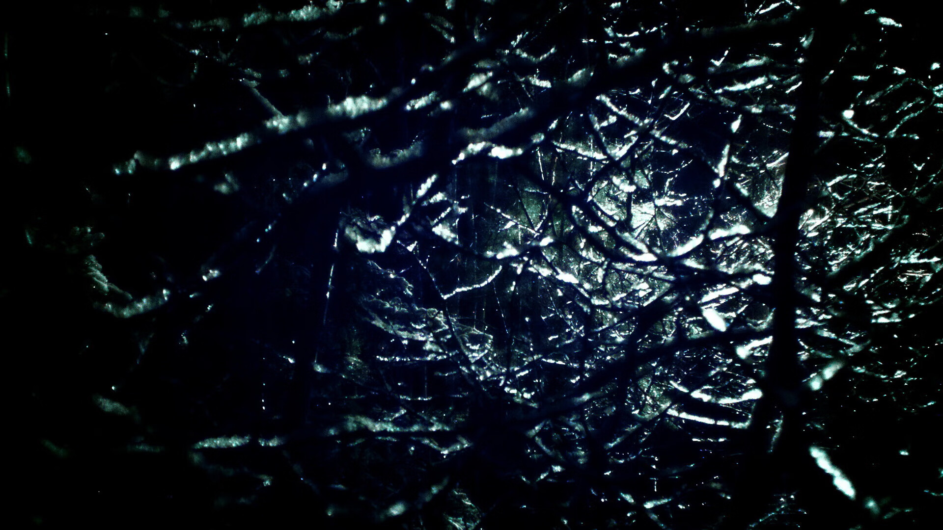 皇马定位球战术奏效再度收获进球，皇马位置