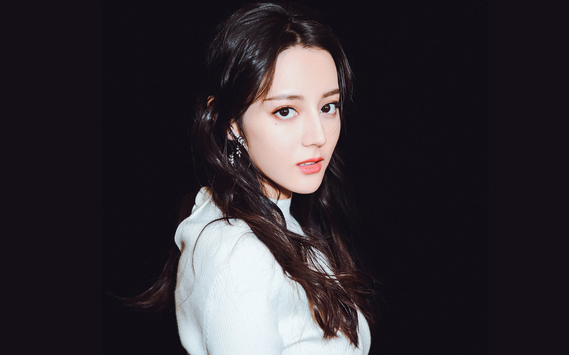 斯洛伐克女篮在欧洲预赛中稳步前行，期待奥运荣誉到来，斯洛伐克u20女篮