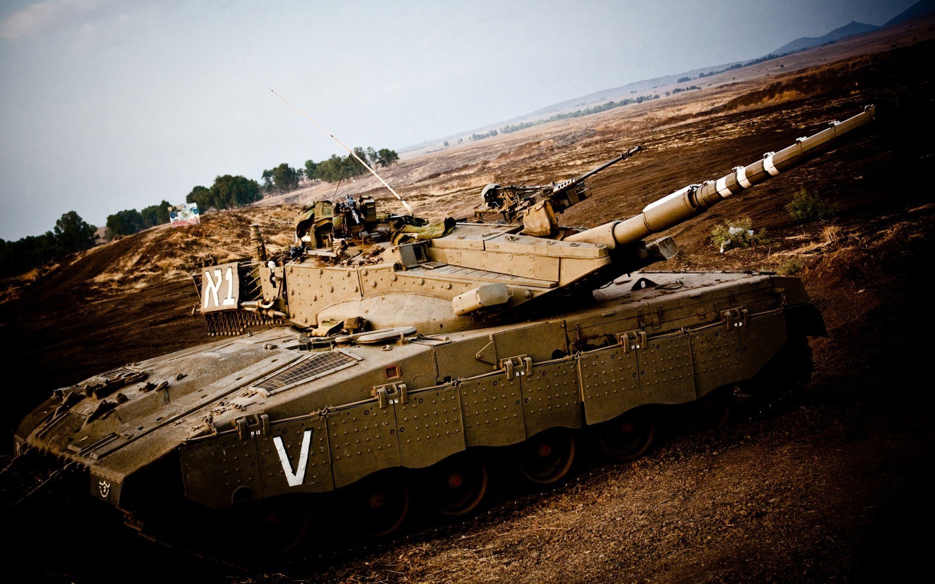 特色足球文化系列展览在国内外巡展，促进文化传播，足球文化产业